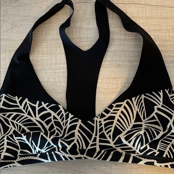Lululemon swim top